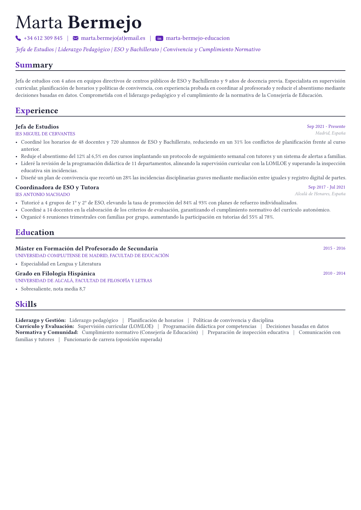 Director de Escuela ejemplo de CV